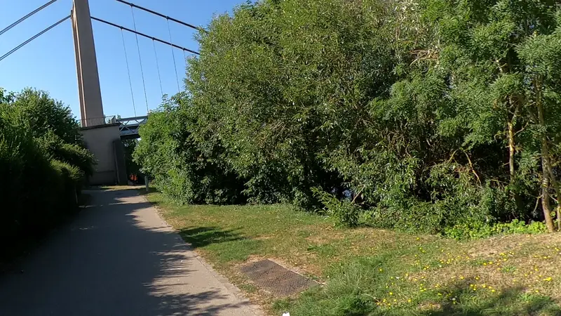 Vue de la rue vers Aire de fitness Les Andelys – Rue Gilles Nicolle