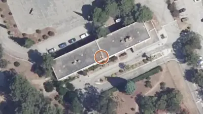 Vue aérienne : Aire de fitness Hyères – Place des Gendarmes d'Ouvéa